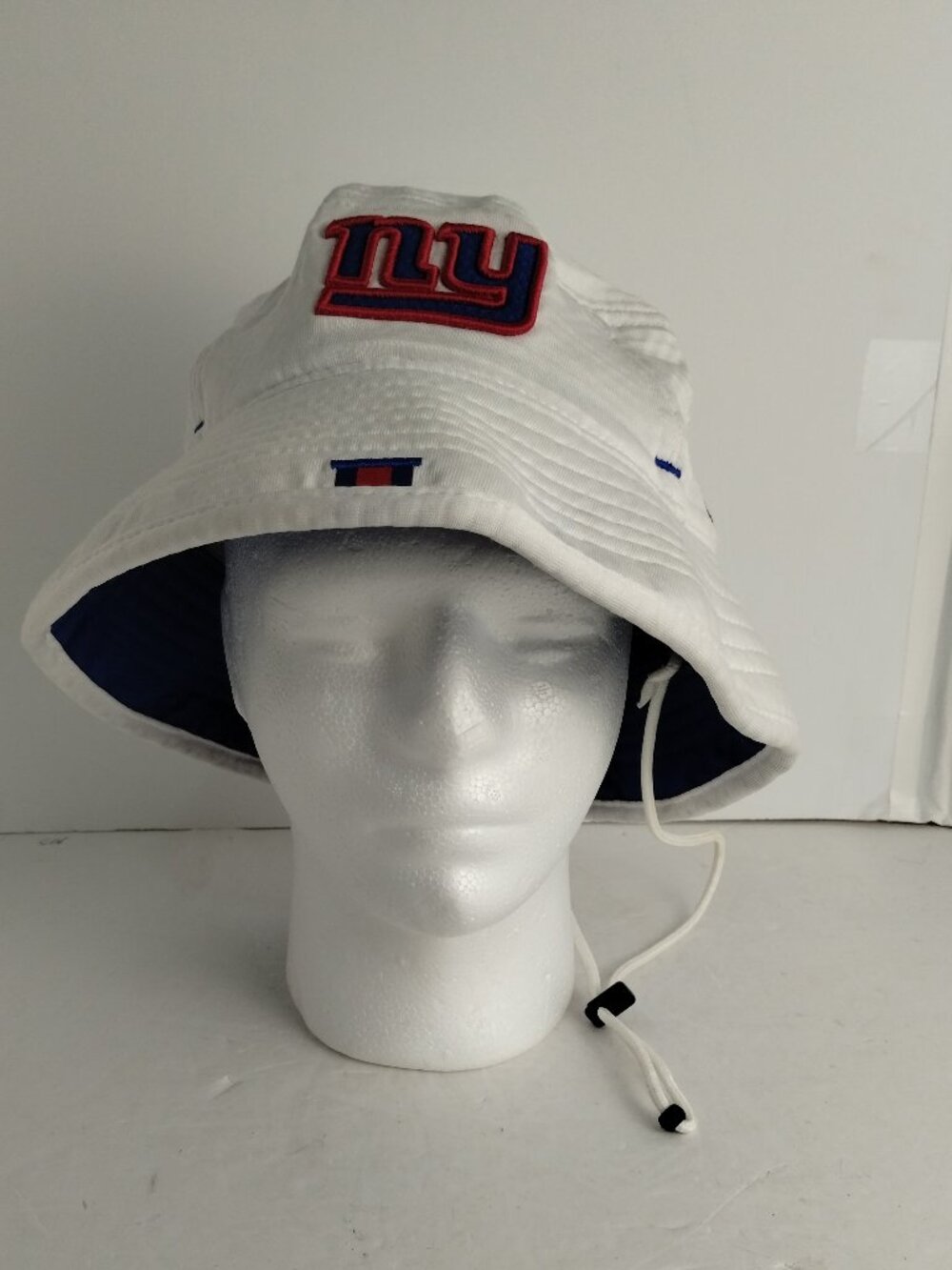 RARE Authentic NFL New Era NFL Men Bucket Hat with adjustable Strap WHITE Ghats